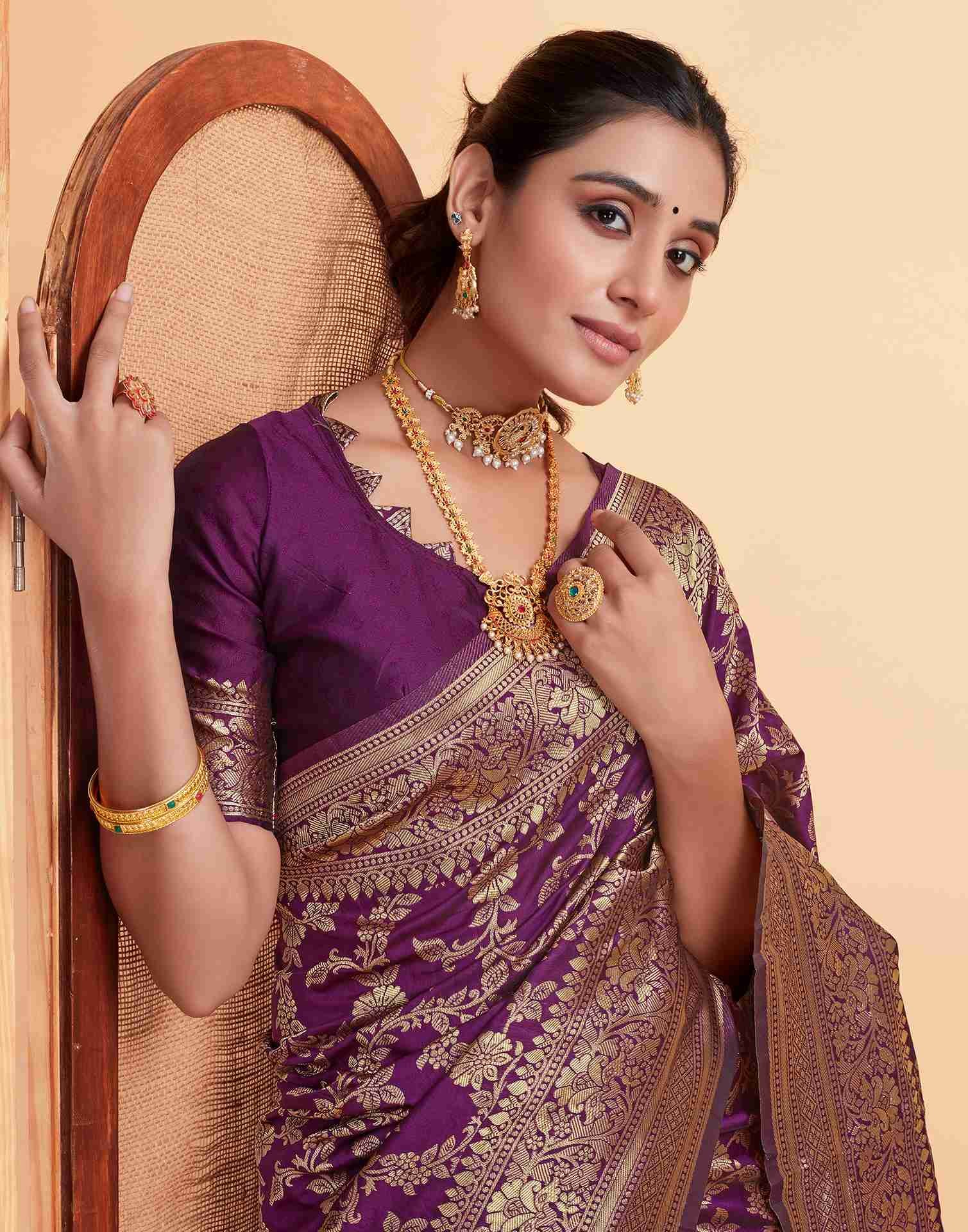 Noir & Grace Purple Color Sreee With Blouse || Saree For Women || Trending Saree For Women || Bollywood Stylish Fancy Party Wear Wedding Festive Bridal Sari || Banarasi saree || Kanjiavaram saree || Silk saree || Pure silk saree