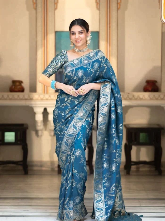 Noir & Grace Light Blue Color Sreee With Blouse || Saree For Women || Trending Saree For Women || Bollywood Stylish Fancy Party Wear Wedding Festive Bridal Sari || Banarasi saree || Kanjiavaram saree || Silk saree || Pure silk saree
