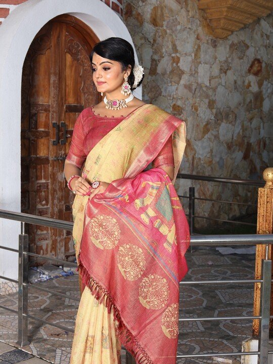 Noir & Grace Fancy Tissue Cotton Saree with Zari Work & Floral Digital Print | Party Wear Saree with Tassels & Matching Blouse Piece